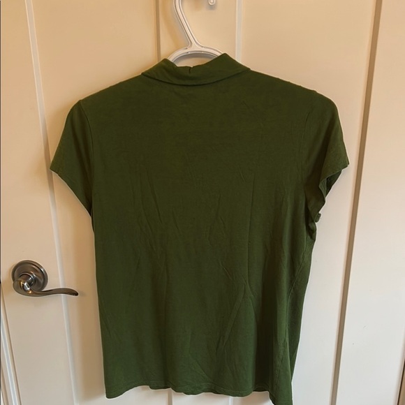 Talbots Women's Green Ruffle Front Short-sleeved Top, size S - Picture 3 of 4